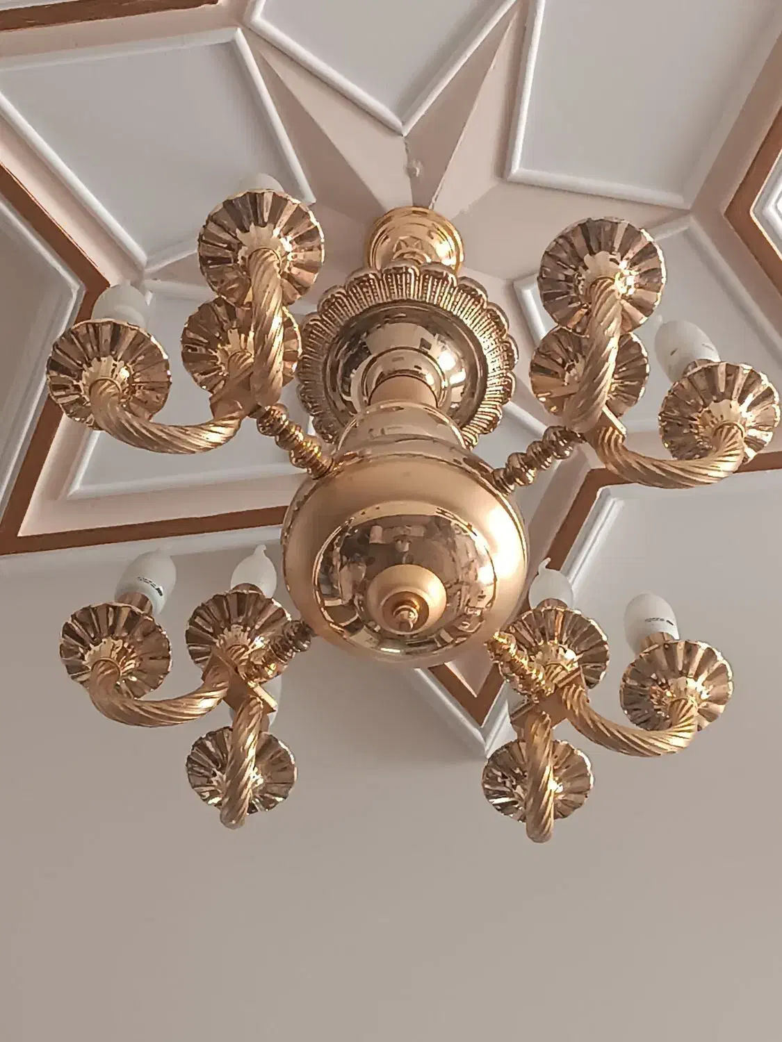 لوستر برنجی اب طلا|لوستر و چراغ آویز|سبزوار, توحیدشهر|دیوار