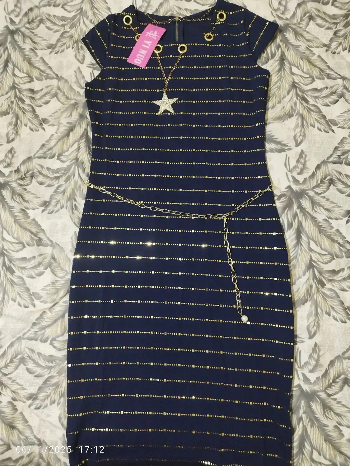 سارافون پاییزه|لباس|پردیس, فاز ۸|دیوار