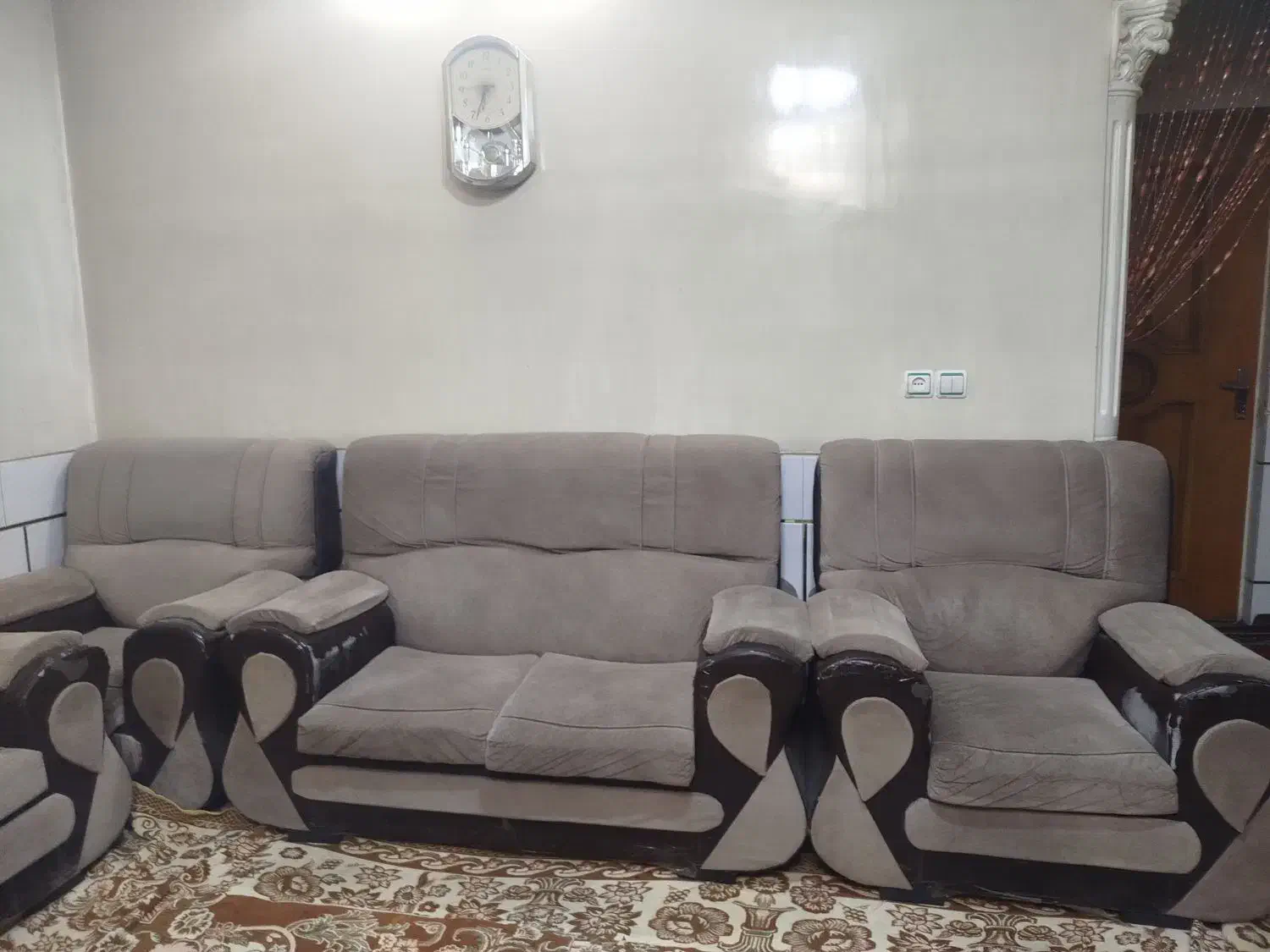 مبل دست دوم|مبلمان خانگی و میز عسلی|پیر بکران, |دیوار