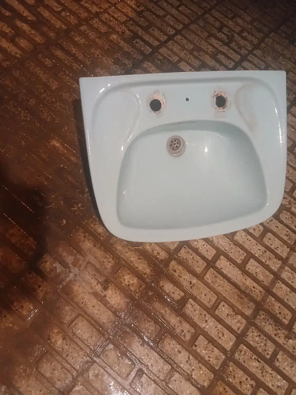 روشویی بدون پایه|لوازم سرویس بهداشتی|اسلام‌‌آباد غرب, |دیوار