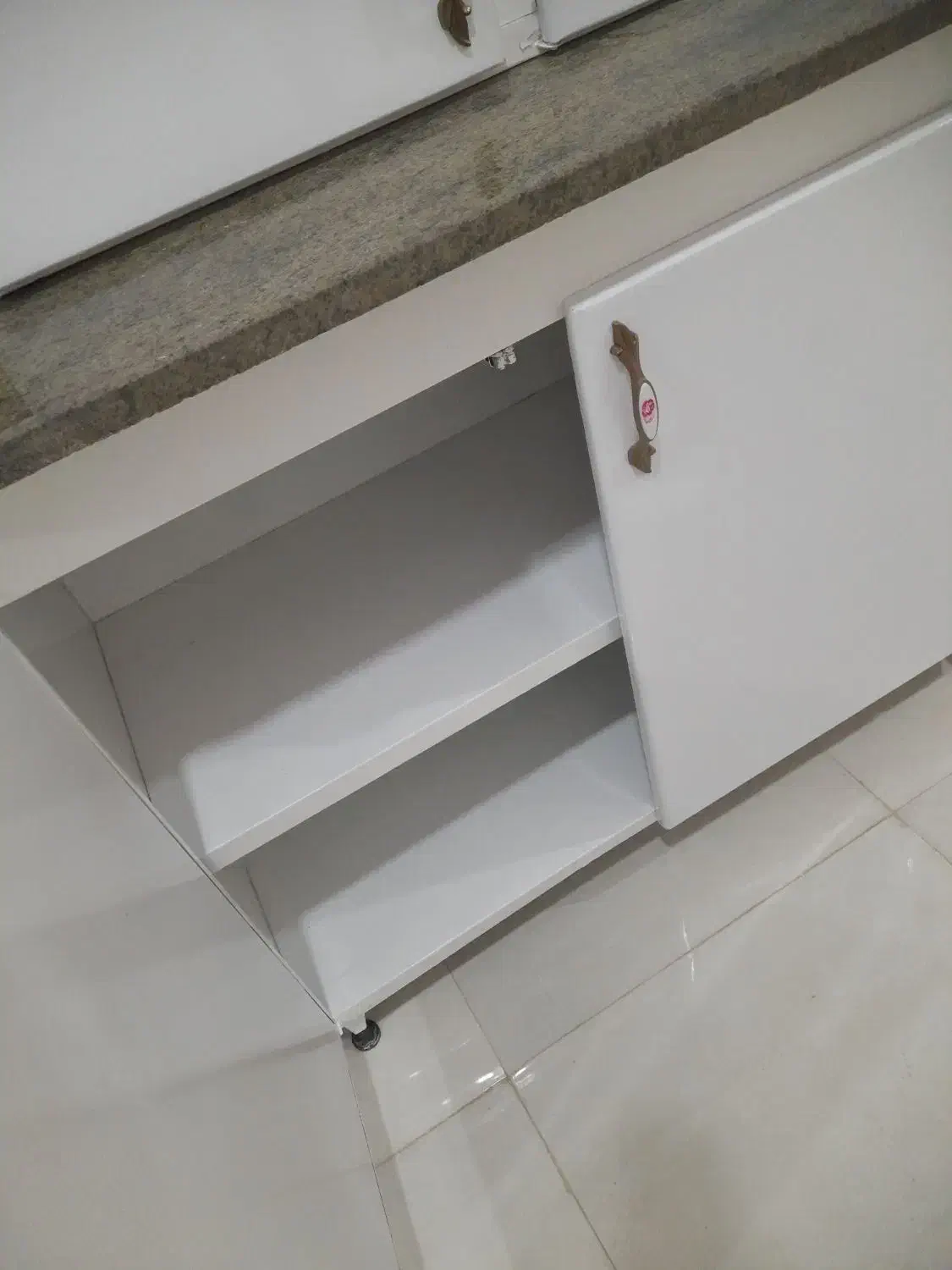 کابینت ۱۴متر|مصالح و تجهیزات ساختمان|کوهدشت, |دیوار