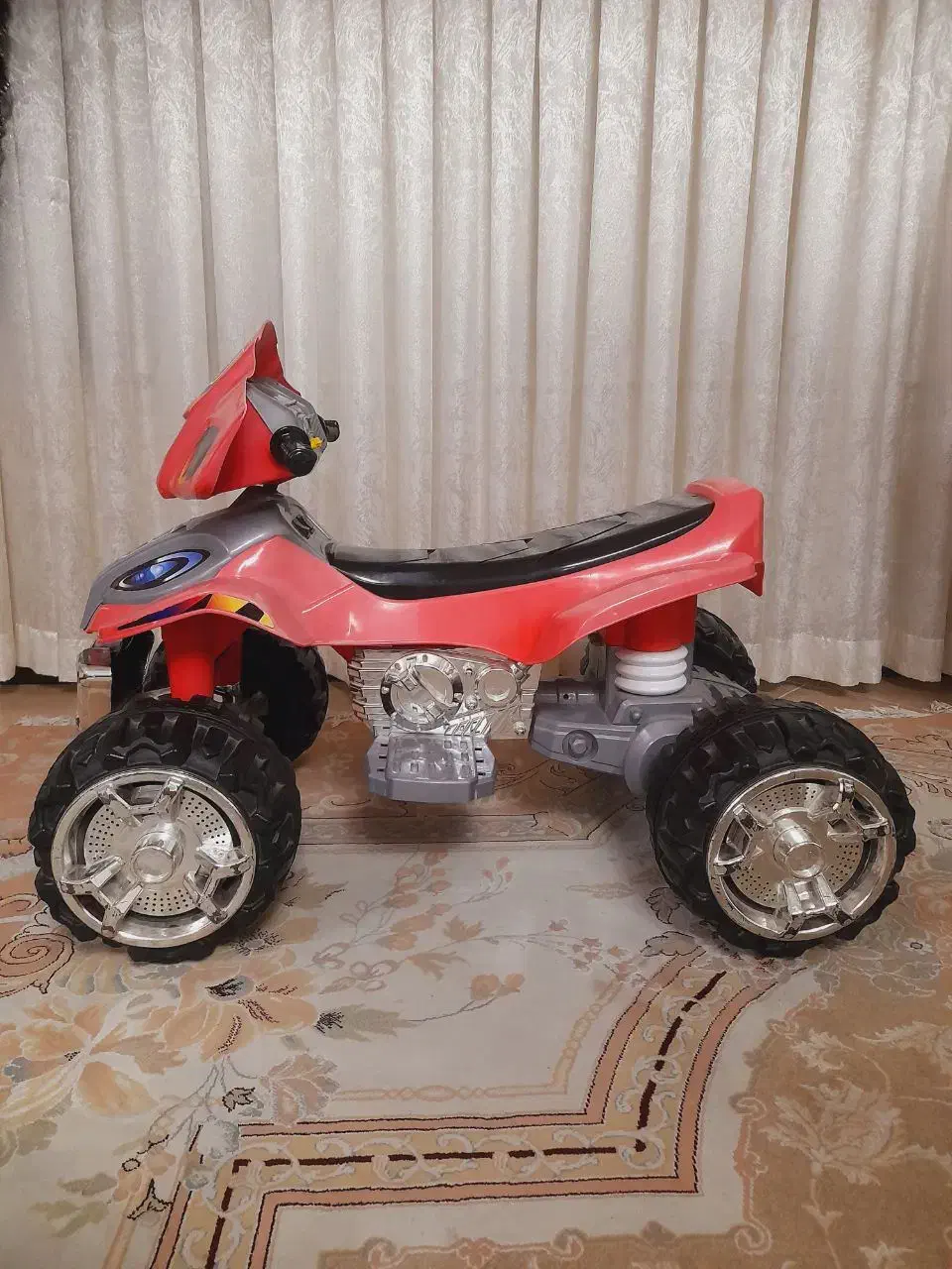 موتور چهار چرخ شارژی|اسباببازی بچه|مشکیندشت, |دیوار