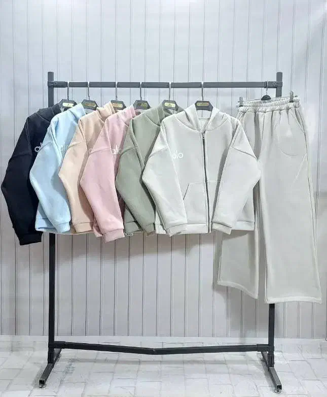 ست هودی شلوار تو کرکی خارخورده ضخیم|لباس|شیراز, شاهچراغ|دیوار