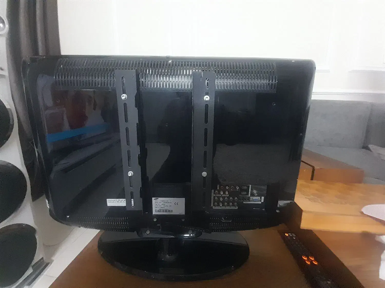 ال سی دی ۳۲ اینچ|تلویزیون و پروژکتور|مشهد, جاهد شهر|دیوار