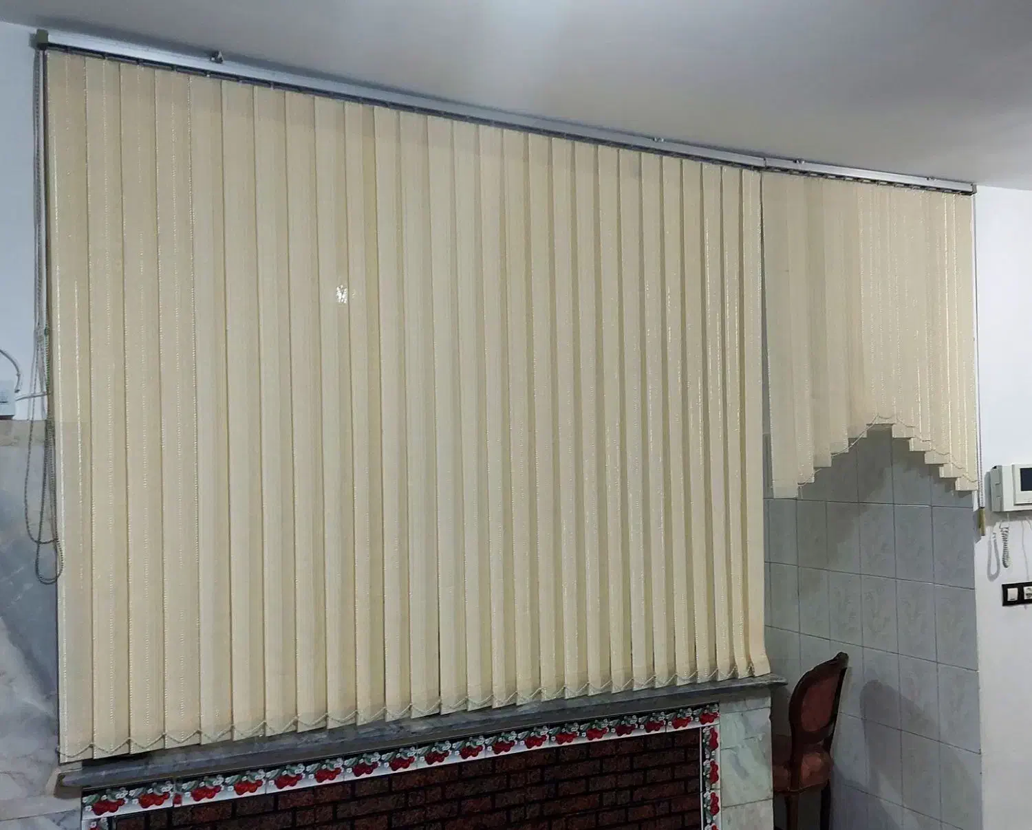 پرده کرکره ای|پرده، رانر، رومیزی|قروه, |دیوار