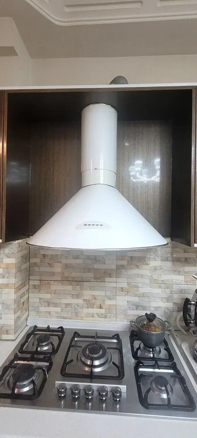 هود|هود|رشت, رودبارتان|دیوار