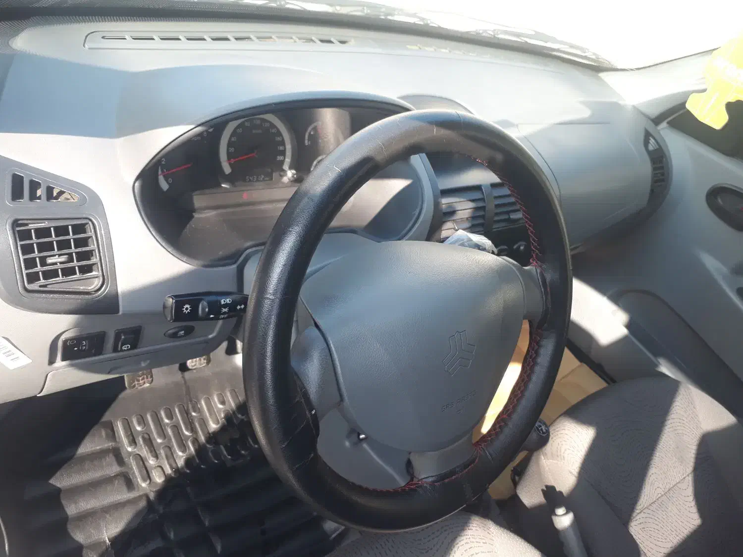 تیبا دو مدل 1400|خودرو سواری و وانت|بندر انزلی, معلم|دیوار