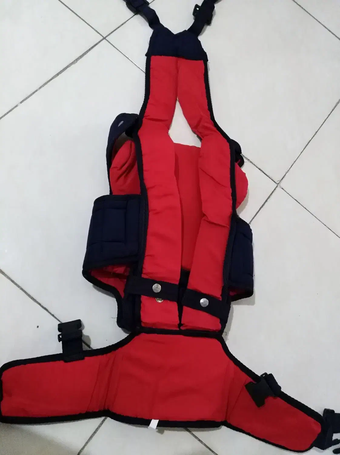 آغوشی نوزاد|اسباب و اثاث بچه|چهاردانگه (تهران), |دیوار