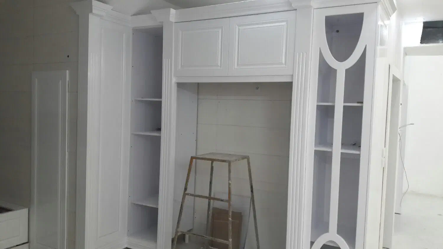 خدمات تخصصی رنگ پلی اورتان سیلر و کیلر و.|خدمات پیشه و مهارت|رامسر, |دیوار