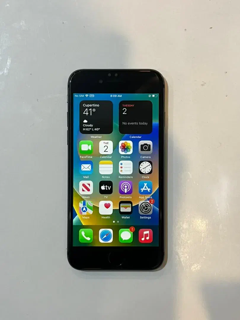 گوشی آیفون ۸|موبایل|رشت, معلم|دیوار