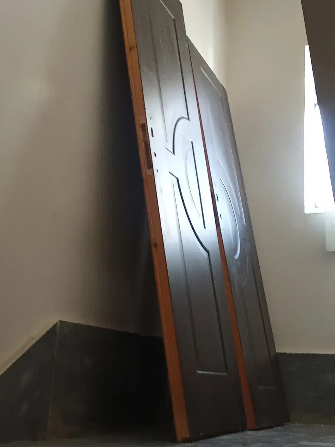 درچوبی|مصالح و تجهیزات ساختمان|بهارستان, |دیوار