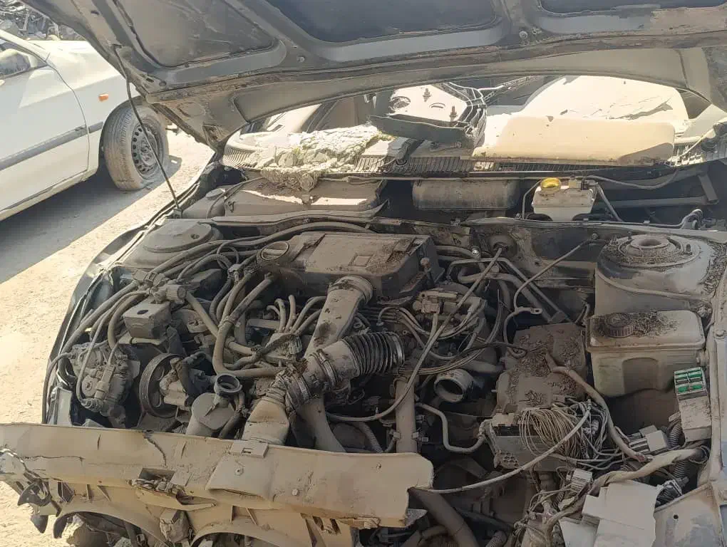 پژو 405 مدل 97 تصادفی دوگانه کارخانه|خودرو سواری و وانت|مشهد, کوی المهدی|دیوار