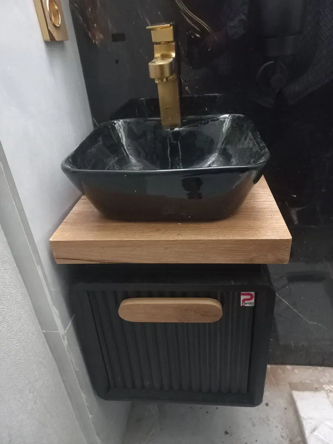 نصب انواع شیرالات روشویی و لوستر|خدمات پیشه و مهارت|تهران, جوادیه|دیوار