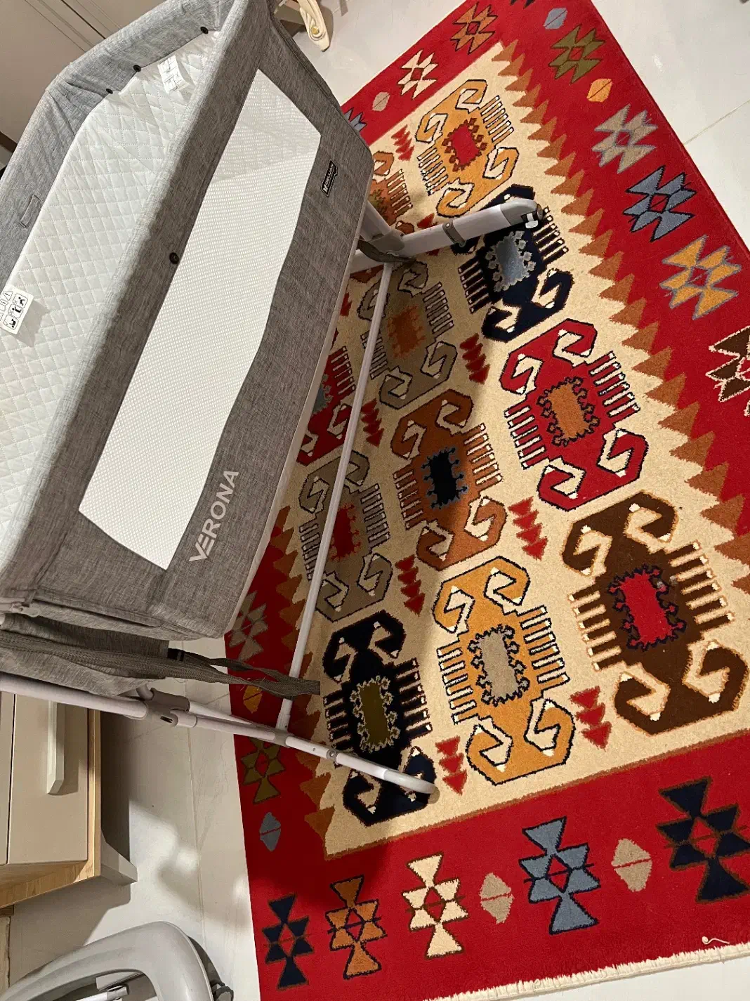 تخت کنار مادر ورونا|تخت و صندلی بچه|کرمانشاه, |دیوار