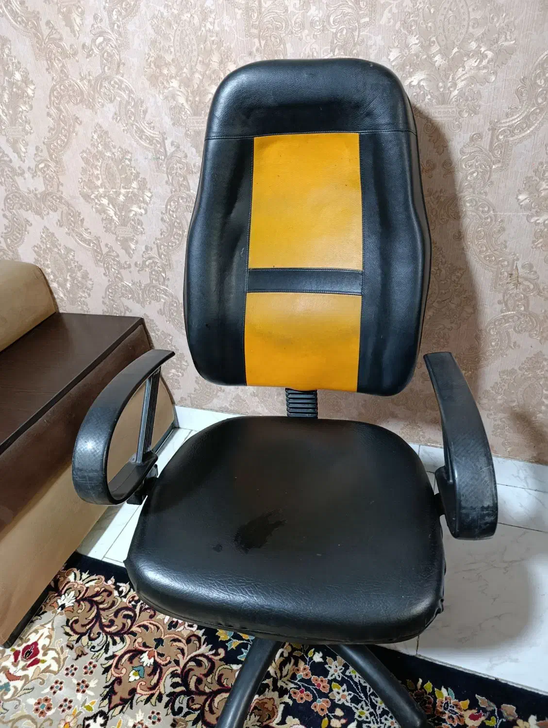 صندلی چرخ دار|صندلی و نیمکت|رشت, یخسازی|دیوار