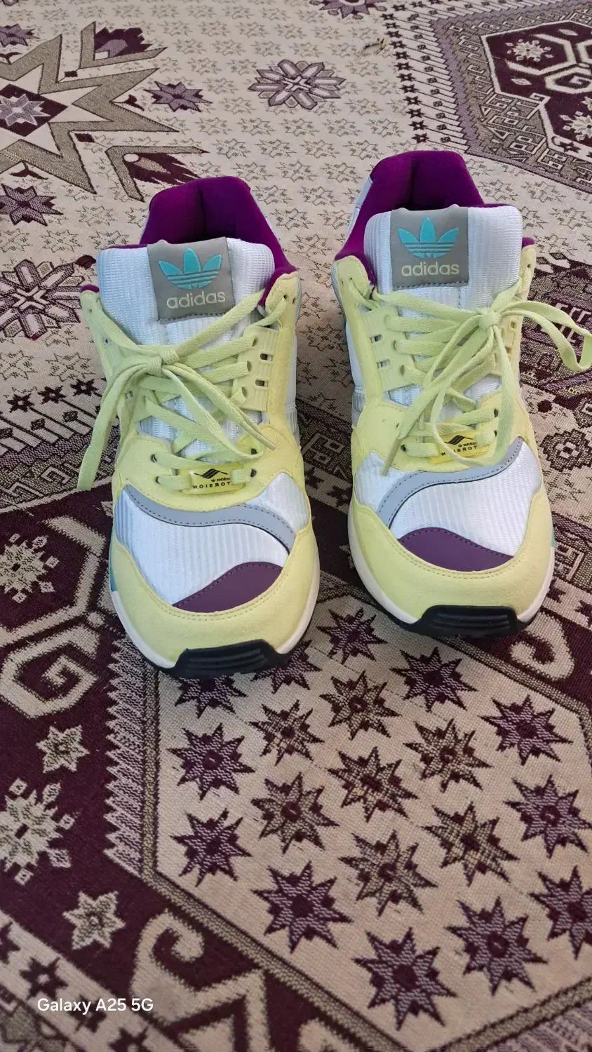 لیمویی ویتنام|کیف، کفش، کمربند|وحیدیه, |دیوار