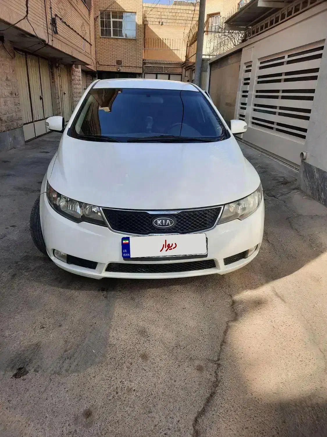 سراتو ۲۰۱۰ وارداتی|خودرو سواری و وانت|اصفهان, بهارستان (مخابرات)|دیوار