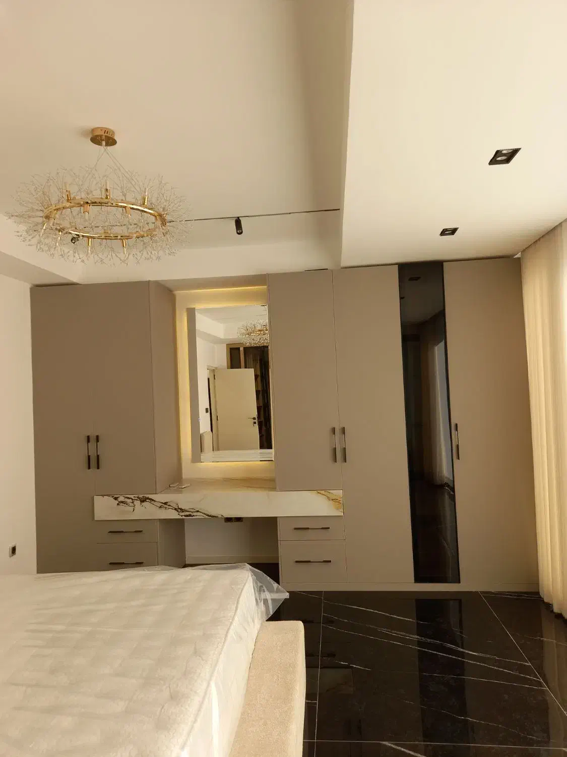 کابینت و کمد نقد و اقساط|خدمات پیشه و مهارت|شیراز, ارم|دیوار