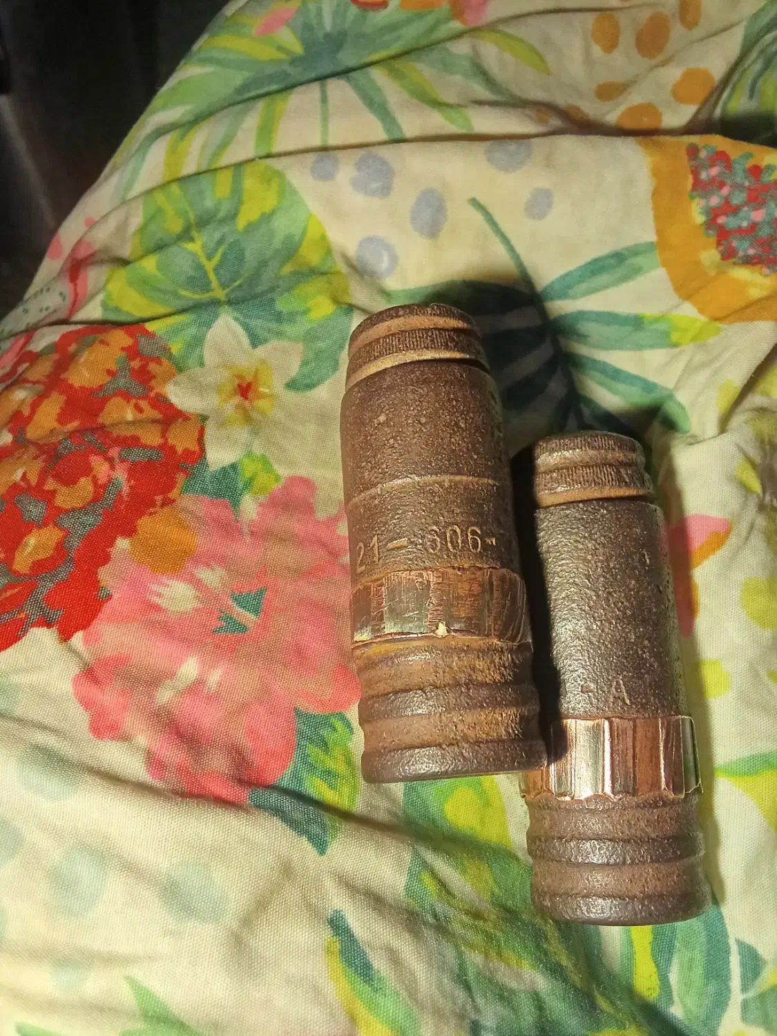 فشنگ کلکسیونی و عتیقه|کلکسیون اشیاء عتیقه|دوگنبدان, |دیوار