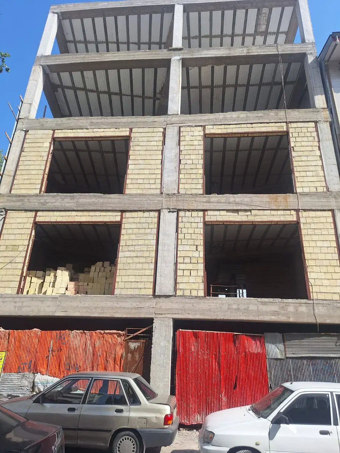 پیش فروش آپارتمان 105 متری در خیابان انصاری|پیش‌فروش املاک|رشت, شالکو|دیوار