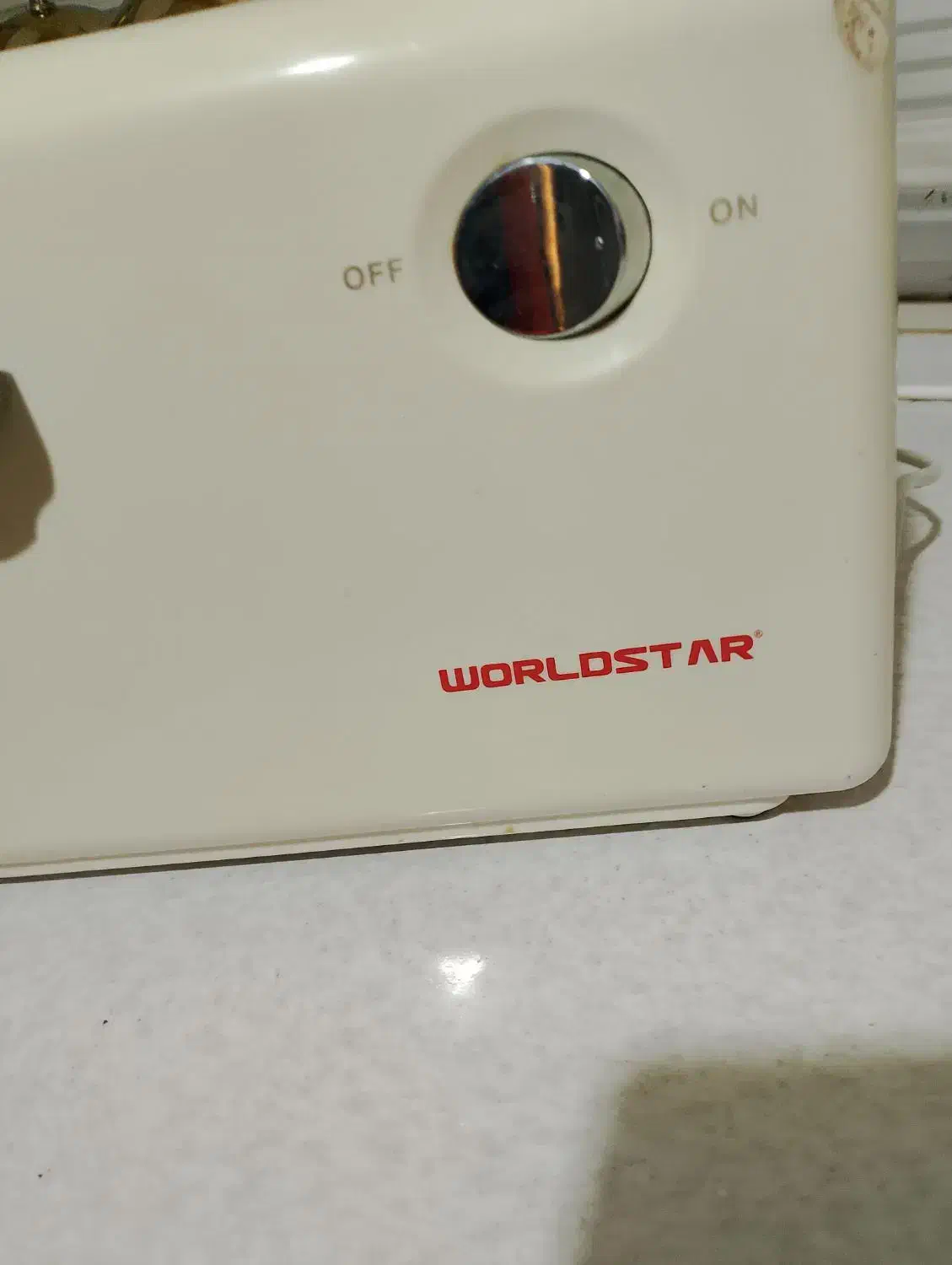 چرخ گوشت قدیمی سالم سفید نقره ای|خردکن، آسیاب، غذاساز|تربت جام, علوی|دیوار