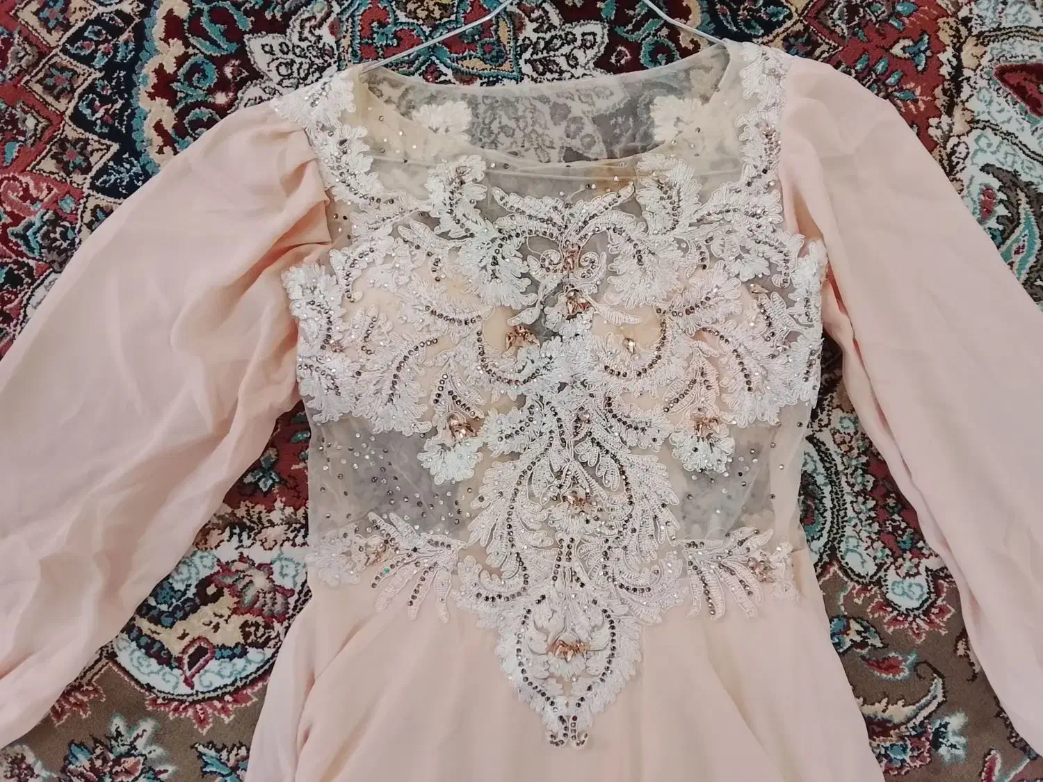 دو عدد لباس مجلسی|لباس|زنجان, |دیوار