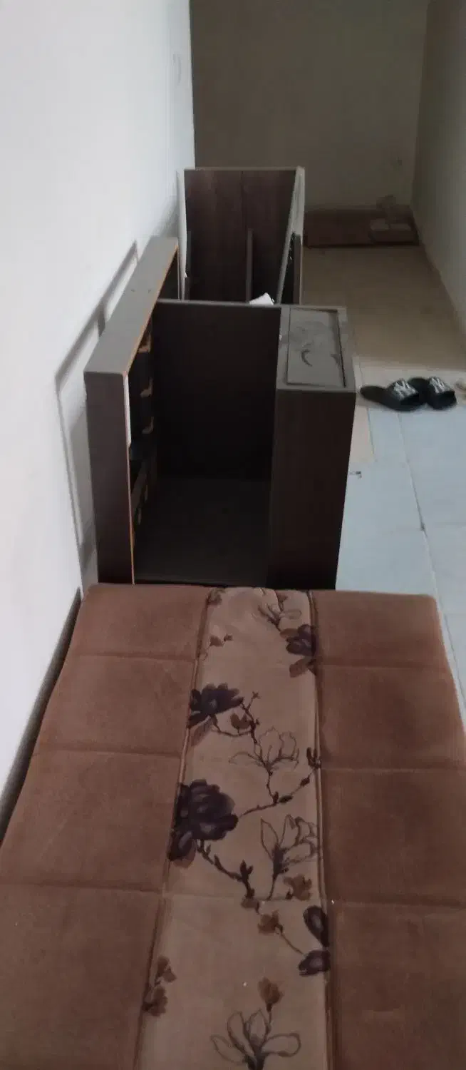 مبل کلاسیک راحتی|مبلمان خانگی و میز عسلی|پرند, فاز ۶|دیوار