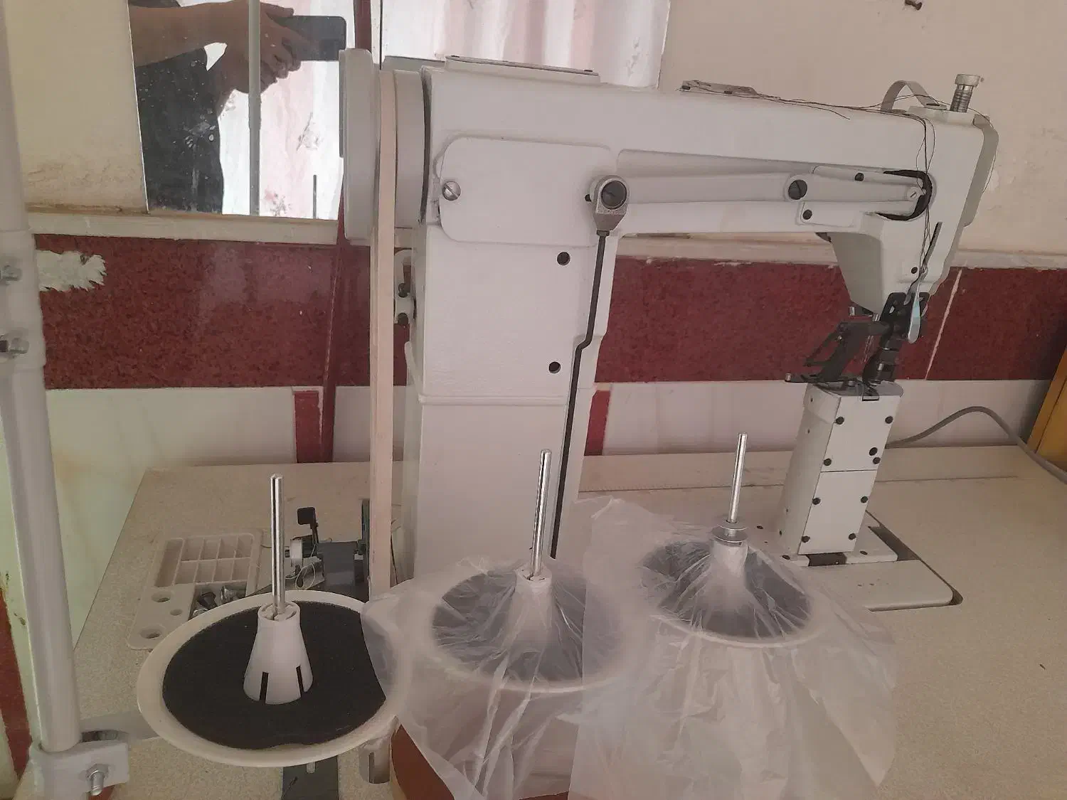 چرخ صنعتی|چرخ خیاطی و ریسندگی|قم, شهر قائم|دیوار