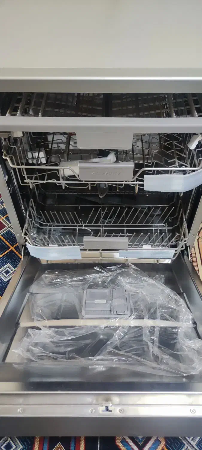 ماشین ظرفشویی سامسونگ|ماشین ظرفشویی|زرند, |دیوار