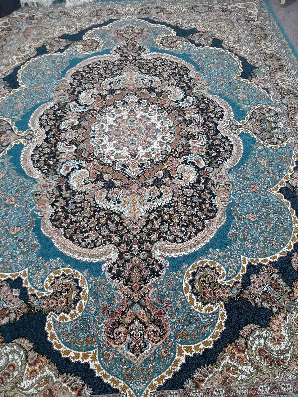 فرش نوآکبند|فرش|زاهدان, |دیوار