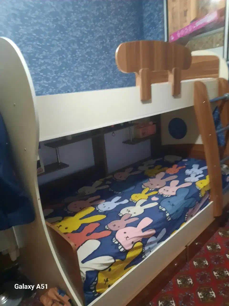 تخت دوطبقه|تخت و سرویس خواب|قم, دانش|دیوار