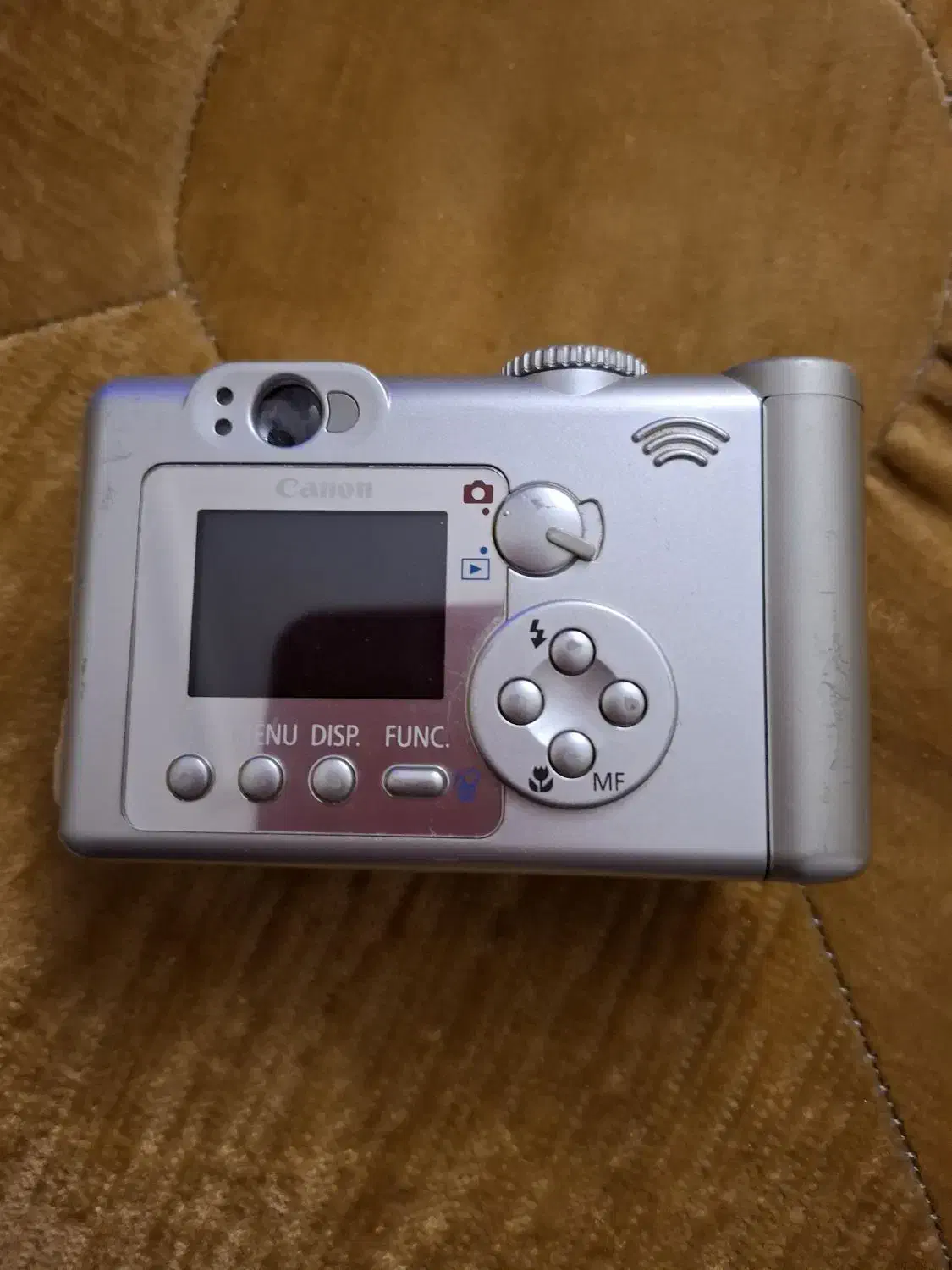 وسایل|دوربین عکاسی و فیلمبرداری|تهران, سعادتآباد|دیوار