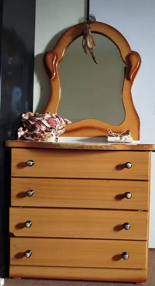 دراور|جاکفشی، کمد، دراور|صدرا-فارس, فاز ۱|دیوار