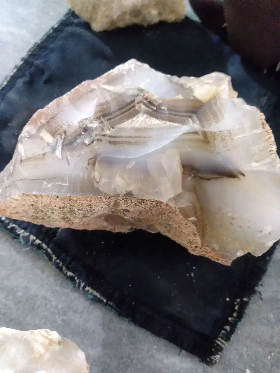 سنگ های را ف|کلکسیون اشیاء عتیقه|تهران, افسریه جنوبی|دیوار