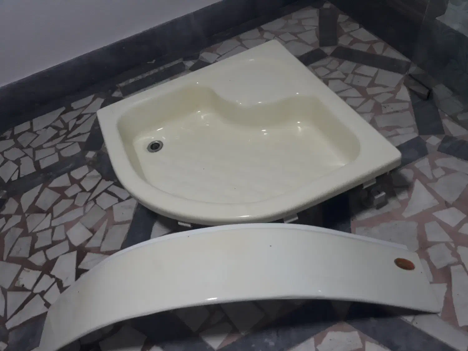 وانچه حمام سای تک 88×88 سانتی کارکرده سالم|لوازم حمام|رشت, امین الضرب|دیوار