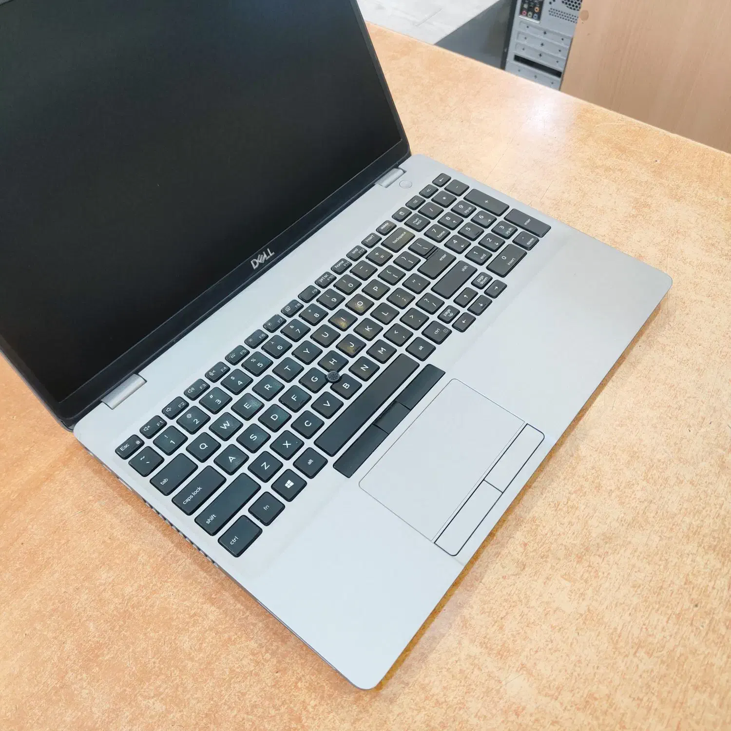 DELL LATTITUDE CORE i5 نسل ده|رایانه همراه|قم, صفائیه|دیوار