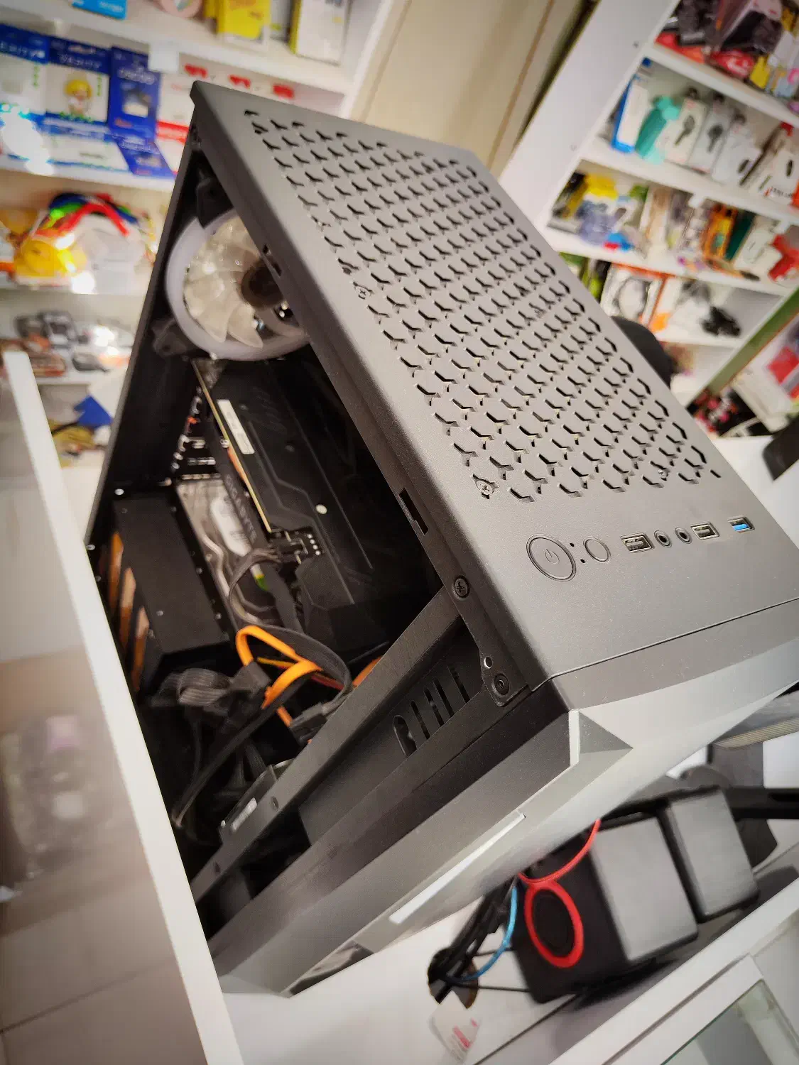 سیستم کامپیوتر گیمینگ و رندرینگ . گرافیک RTX|رایانه رومیزی|خواف, |دیوار