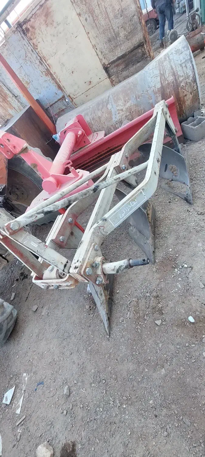 گاو اهن و بیل عقب تراکتور|ماشینآلات صنعتی|تربتحیدریه, مسجد جامع|دیوار