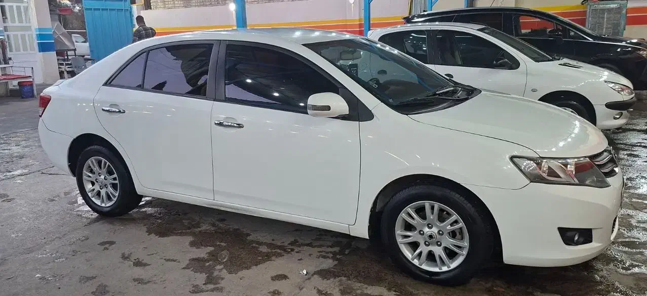 اریو (z300)|خودرو سواری و وانت|زرقان, |دیوار