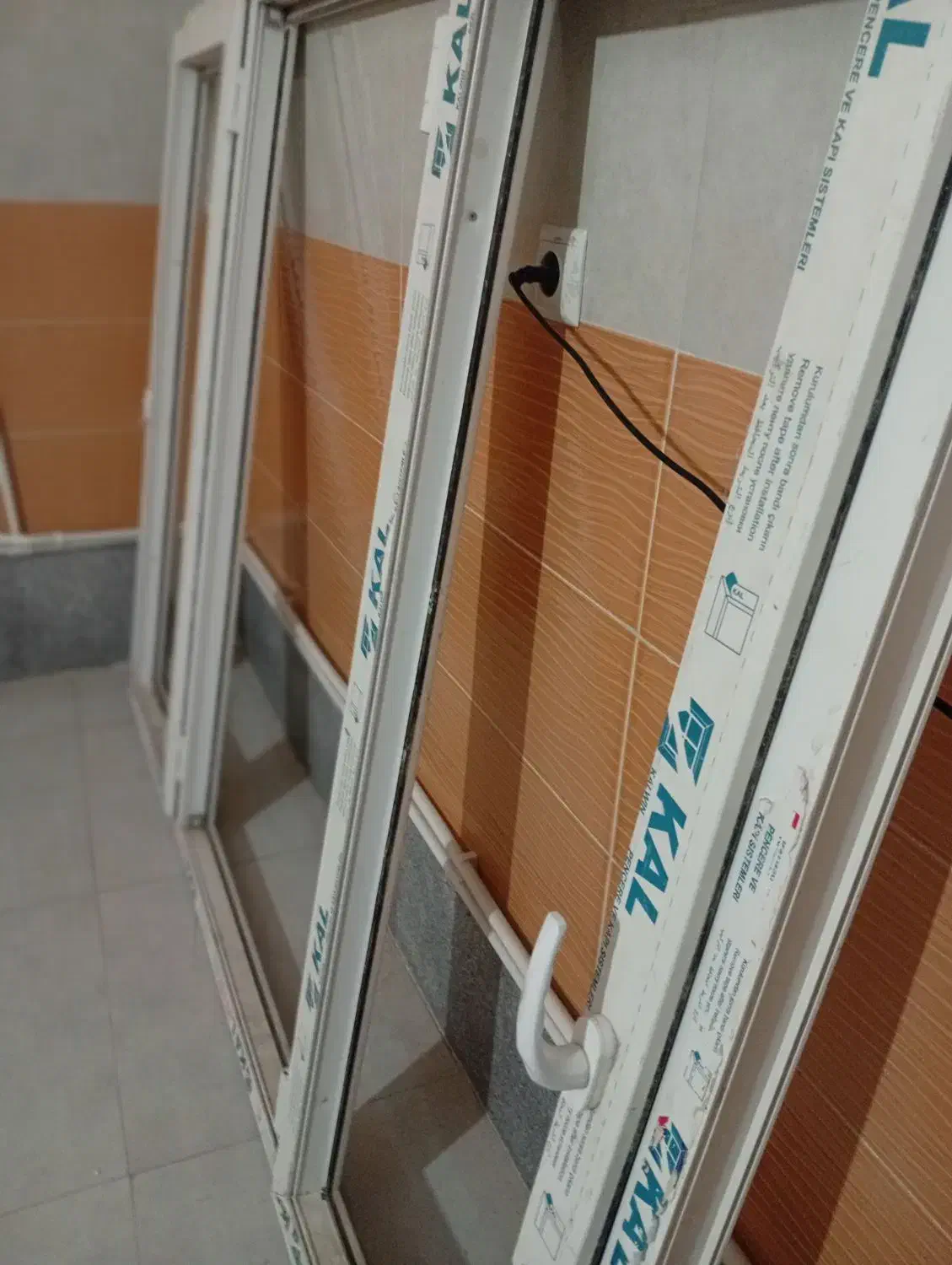 پنجره5میلیون|مصالح و تجهیزات ساختمان|شوط, |دیوار