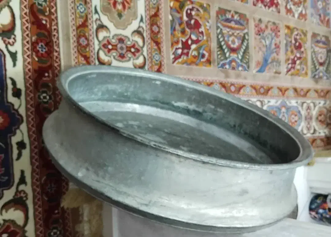 تشت مسی ۸۰ ساله|کلکسیون اشیاء عتیقه|تهران, گیشا|دیوار