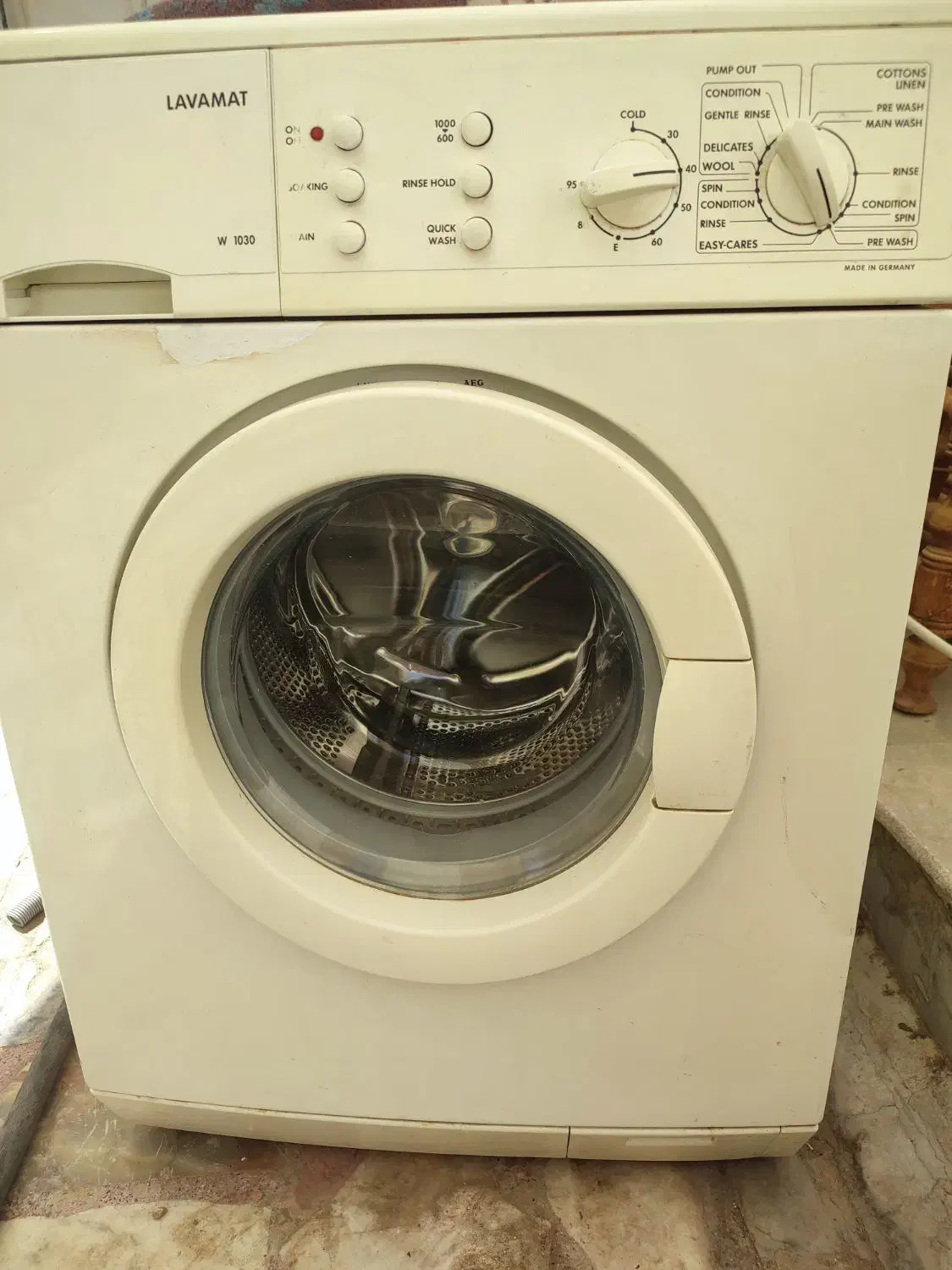 لباسشویی ااگ AEG المان|ماشین لباسشویی و خشک‌کن لباس|قم, دانشگاه قم|دیوار