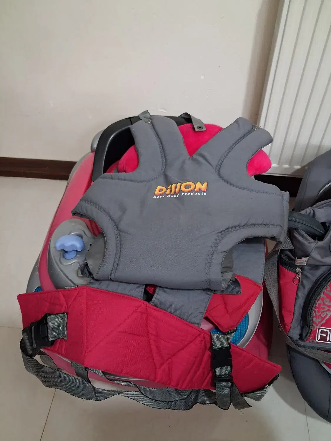 ست کریر و...|کالسکه و لوازم جانبی|شاهینشهر, بنیاد ازدواج|دیوار