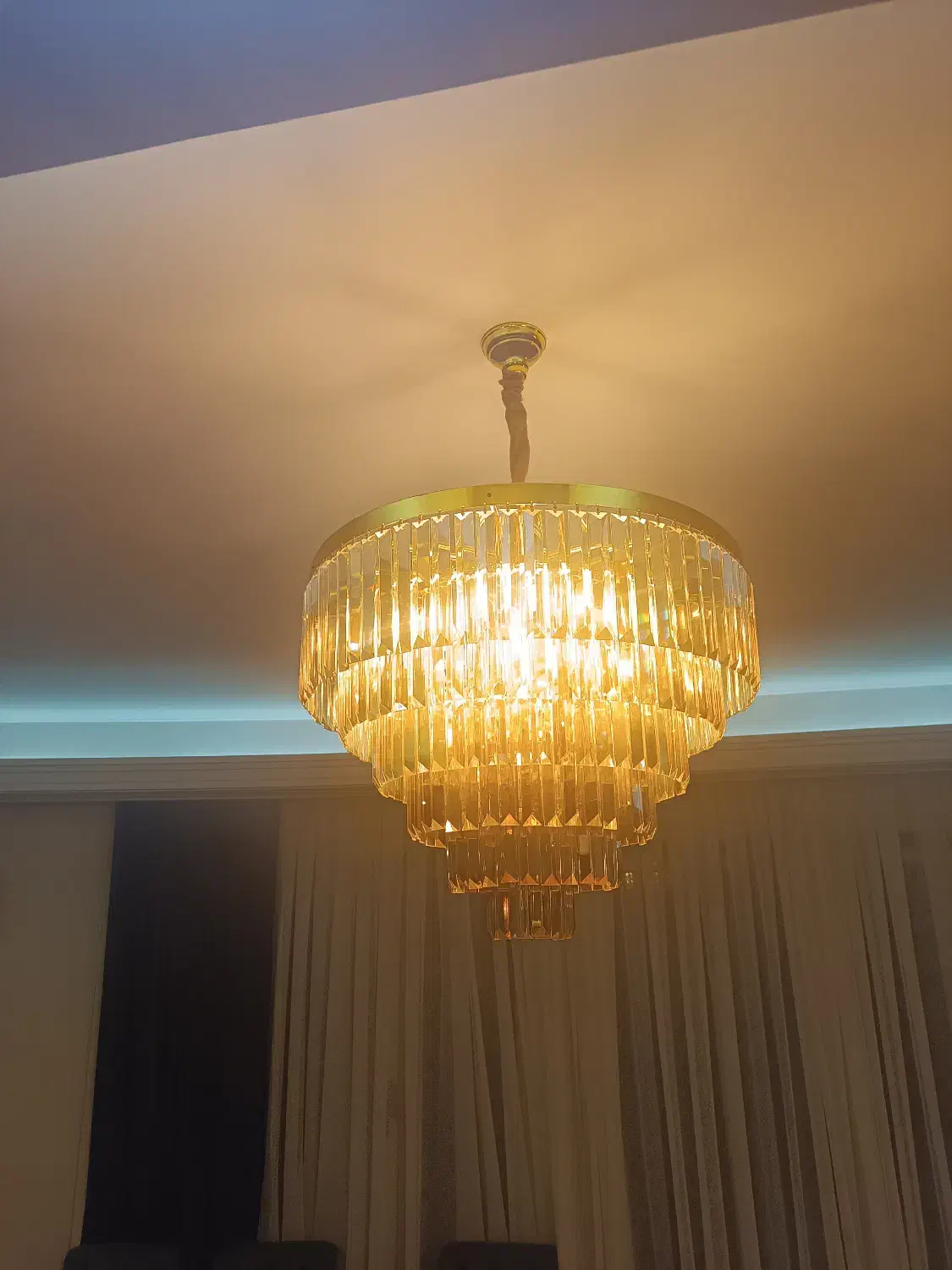 لوستر طلایی|لوستر و چراغ آویز|تهران, ونک|دیوار