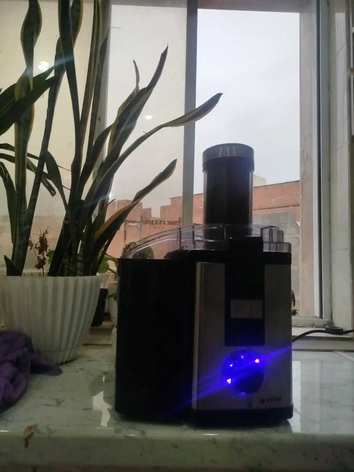 ابمیوه گیریvitek نو بهترین مارک|آبمیوهگیر و آبمرکباتگیر|گرگان, |دیوار