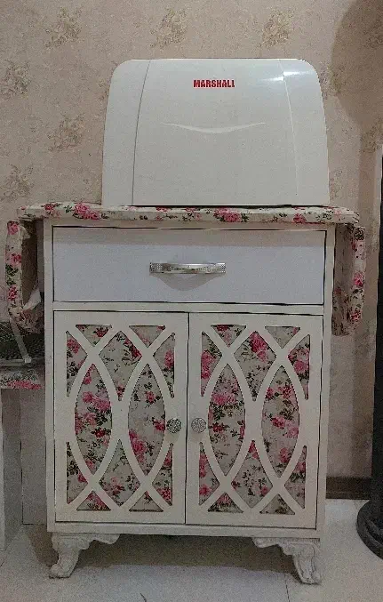 چرخ خیاطی مارشال به همراه میز چرخ|چرخ خیاطی و ریسندگی|مشهد, طلاب|دیوار