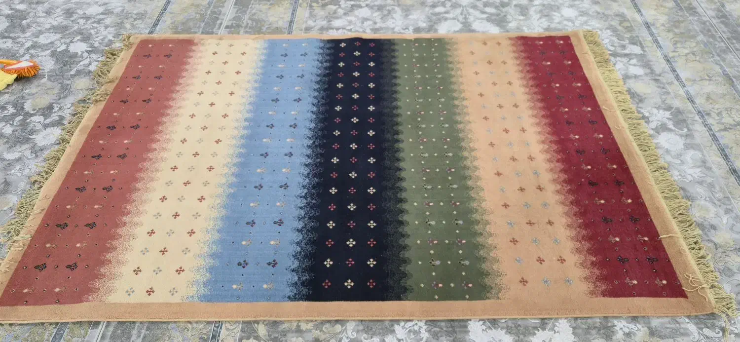 گلیمدرحدنو|گلیم، جاجیم، گبه|خرمآباد, |دیوار