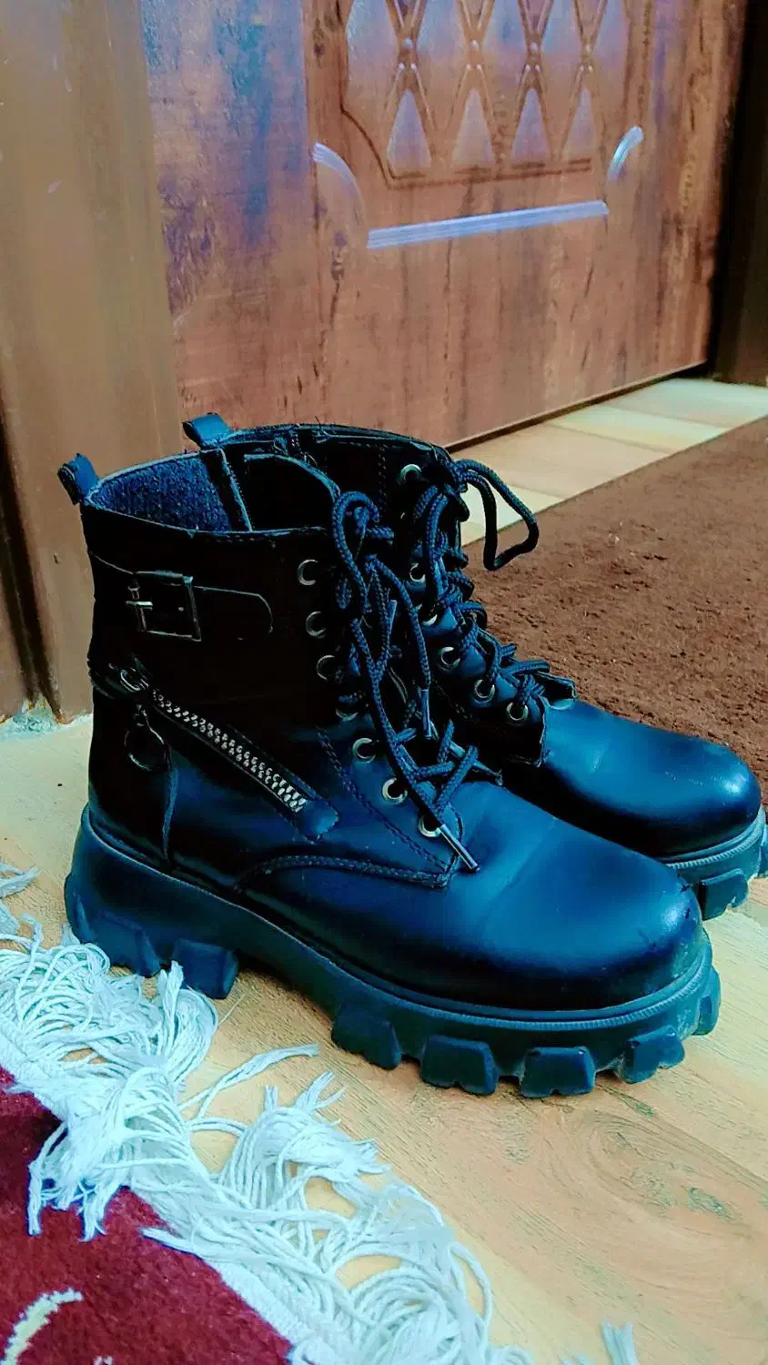 بوت مشکی سایز ۳۸|کیف، کفش، کمربند|جهرم, |دیوار