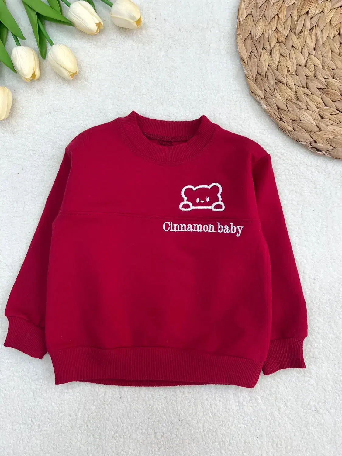 دورس یلدایی|کفش و لباس بچه|رباط‌کریم, رباط‌کریم|دیوار