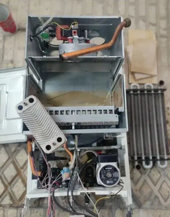 تعمیرات تعمیرکار سرویس کار(پکیج)(شوفاژ) تخفیف ویژه|خدمات پیشه و مهارت|کرج, فاز ۳ گوهردشت|دیوار